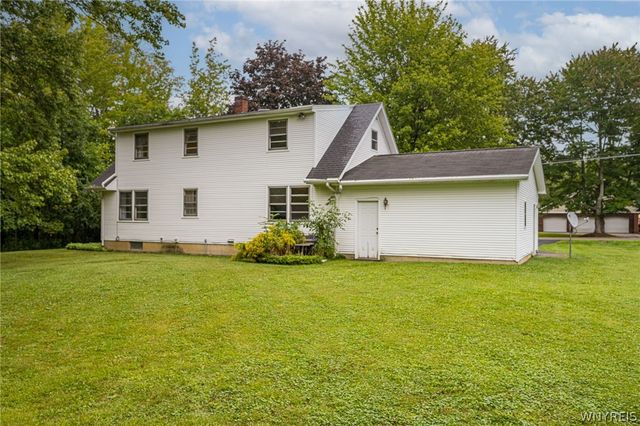 6494 Versailles Road, Hamburg, NY 14085