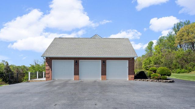 915 SAINT ANN DR, Street, MD 21154