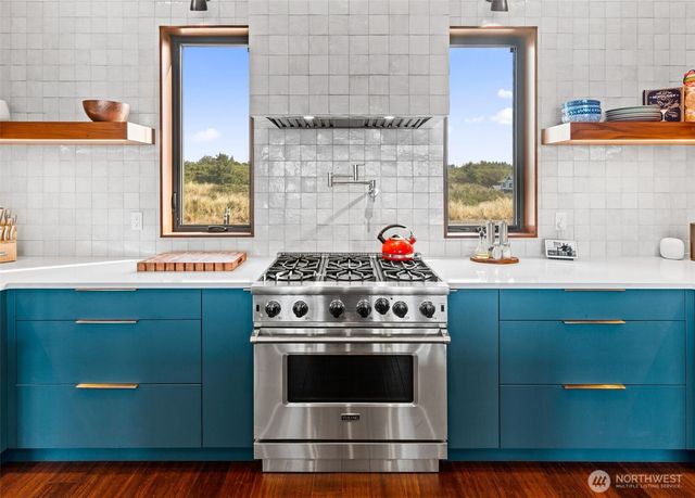 911 Dune Crest, Westport, WA 98595