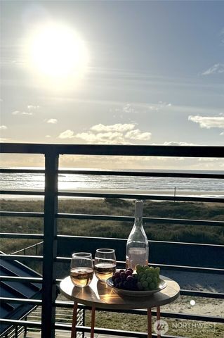 911 Dune Crest, Westport, WA 98595