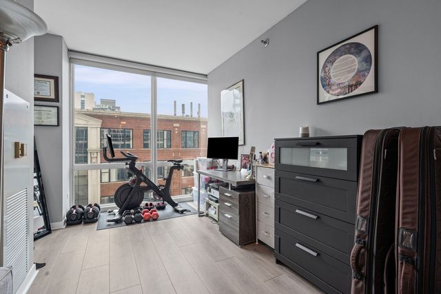 757 N Orleans Street 710, Chicago, IL 60654