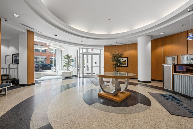 757 N Orleans Street 710, Chicago, IL 60654