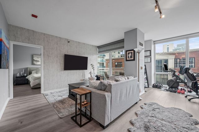 757 N Orleans Street 710, Chicago, IL 60654