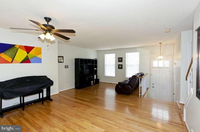 7818 CLOISTER PL, Greenbelt, MD 20770