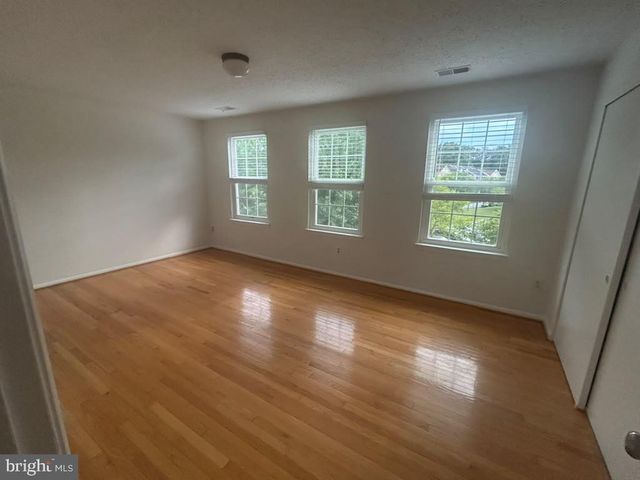 7818 CLOISTER PL, Greenbelt, MD 20770