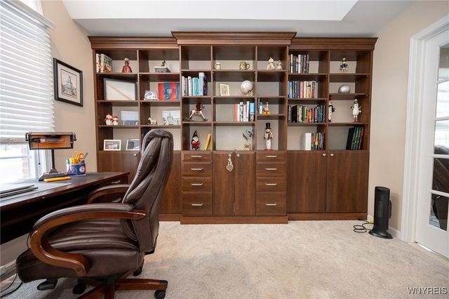 131 Thamesford Court, Amherst, NY 14221