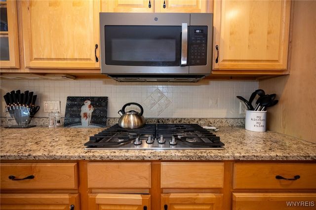 131 Thamesford Court, Amherst, NY 14221