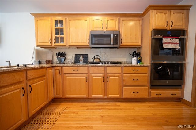 131 Thamesford Court, Amherst, NY 14221