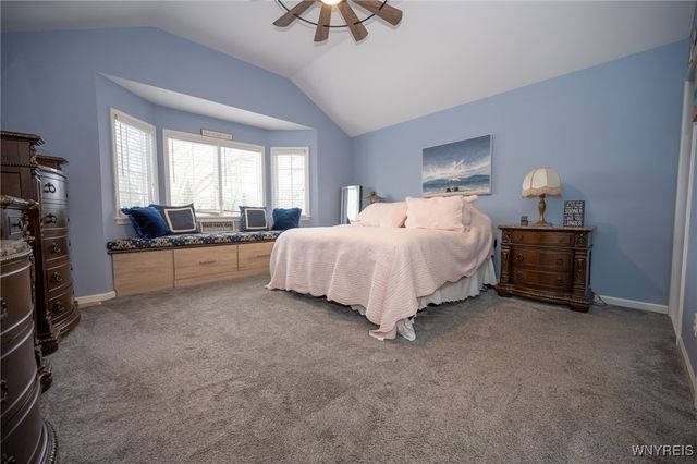 131 Thamesford Court, Amherst, NY 14221