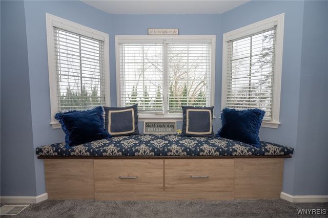 131 Thamesford Court, Amherst, NY 14221