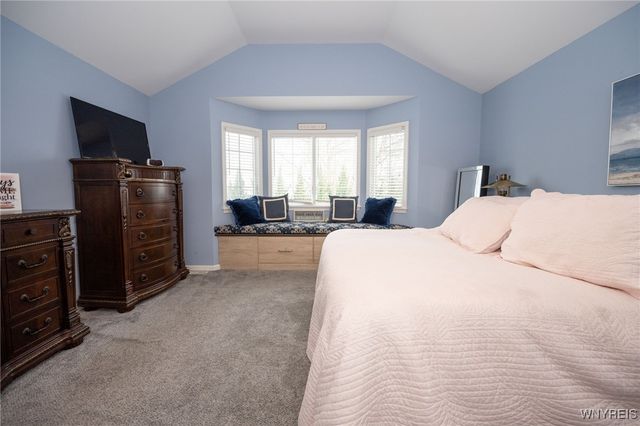 131 Thamesford Court, Amherst, NY 14221