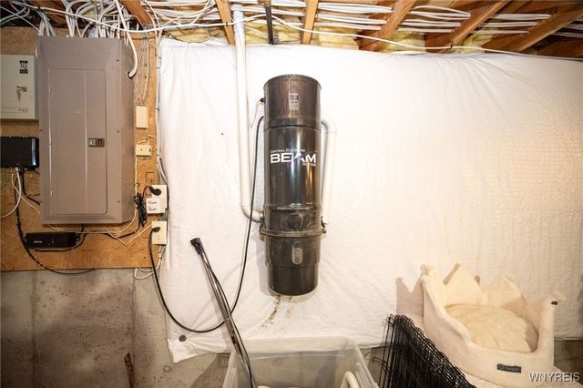 131 Thamesford Court, Amherst, NY 14221