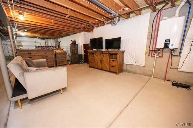 131 Thamesford Court, Amherst, NY 14221