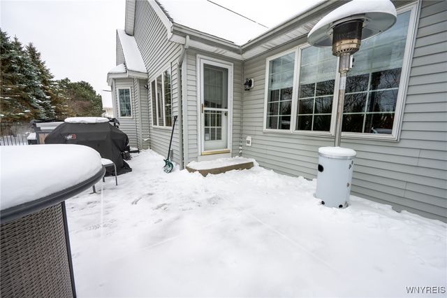 131 Thamesford Court, Amherst, NY 14221