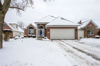 131 Thamesford Court, Amherst, NY 14221