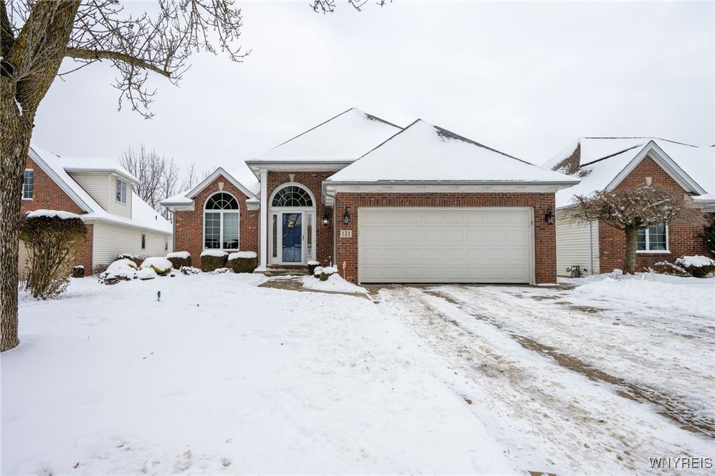 131 Thamesford Court, Amherst, NY 14221