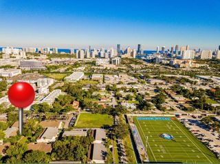 19200 NE 25th Ave 323C, Miami, FL 33180
