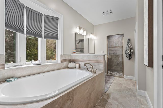 307 Stardust Lane, Seneca, SC 29672