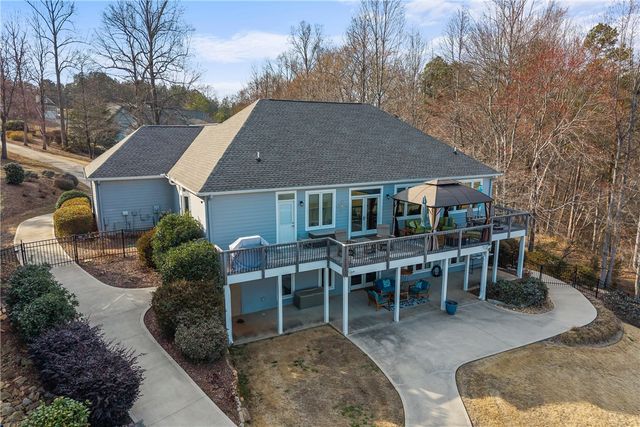 307 Stardust Lane, Seneca, SC 29672