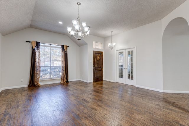 10809 River Oaks Drive, Frisco, TX 75035