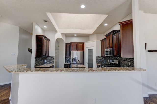 10809 River Oaks Drive, Frisco, TX 75035