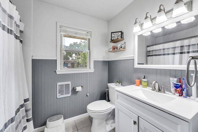 341 Dardis DRIVE, Burlington, WI 53105