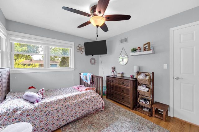 341 Dardis DRIVE, Burlington, WI 53105
