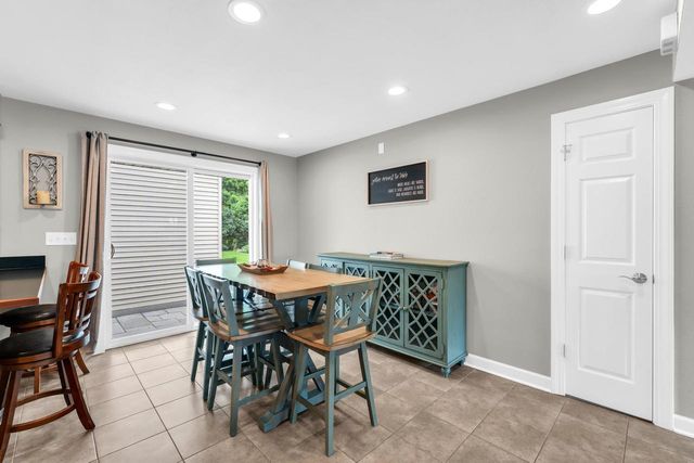 341 Dardis DRIVE, Burlington, WI 53105