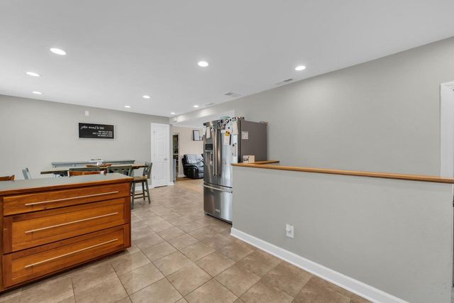 341 Dardis DRIVE, Burlington, WI 53105