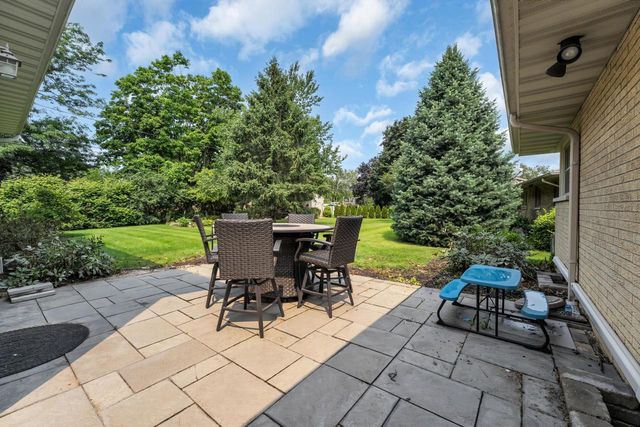341 Dardis DRIVE, Burlington, WI 53105