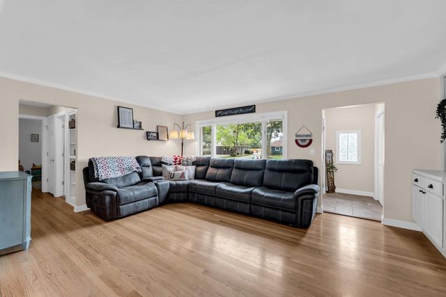 341 Dardis DRIVE, Burlington, WI 53105