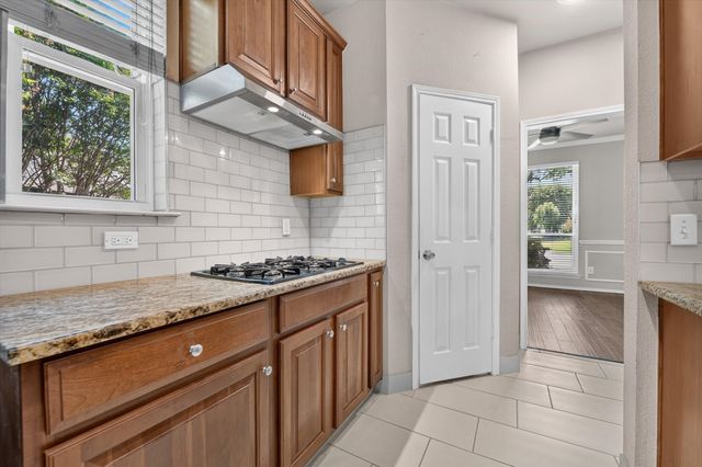 6217 Apache Drive, The Colony, TX 75056