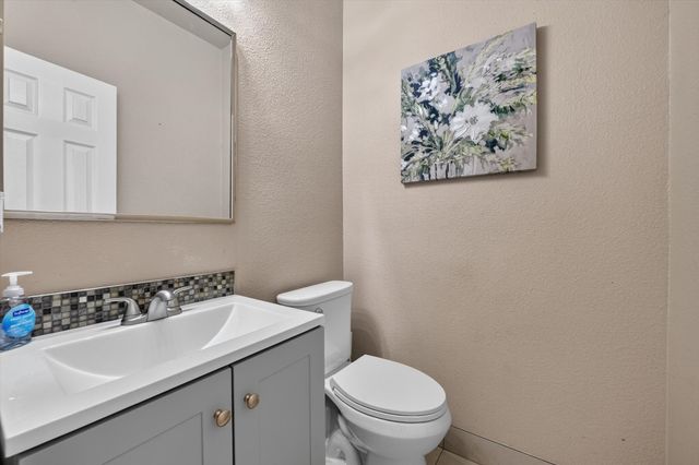 6217 Apache Drive, The Colony, TX 75056
