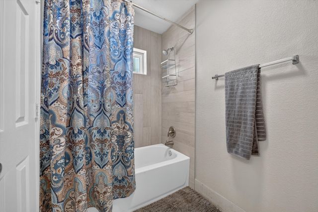 6217 Apache Drive, The Colony, TX 75056