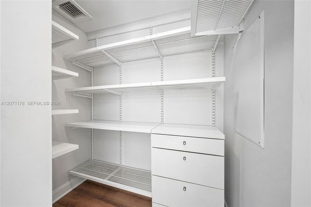 1300 S Miami Avenue 3709, Miami, FL 33130