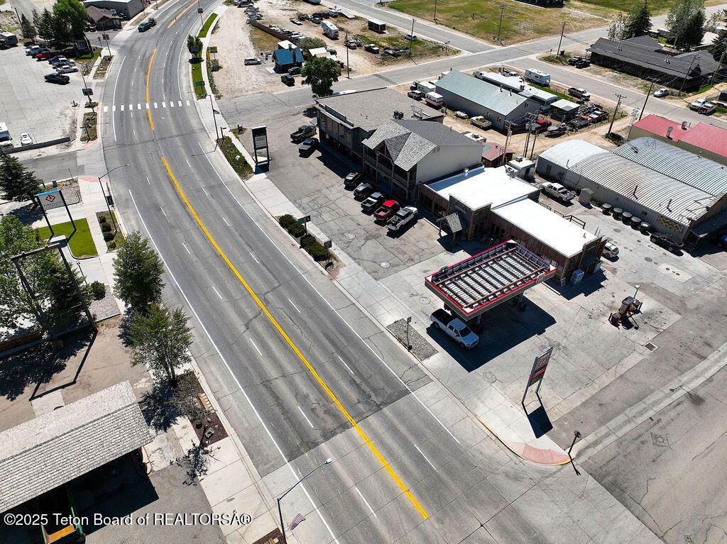 240 E PINE Street, Pinedale, WY 82941 photo 12