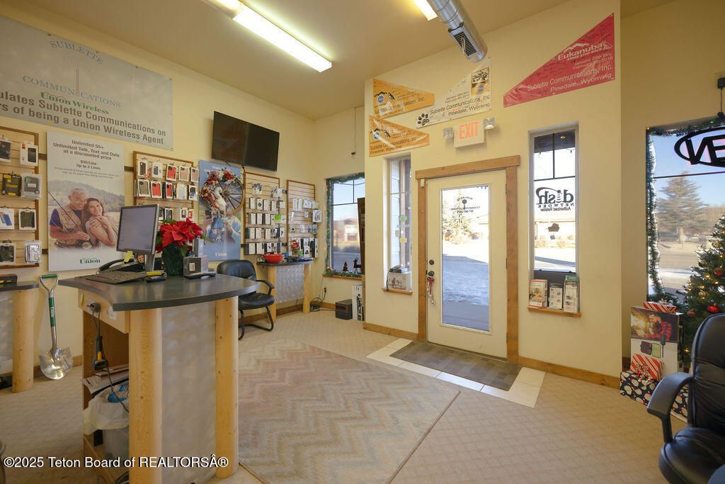 240 E PINE Street, Pinedale, WY 82941 photo 18