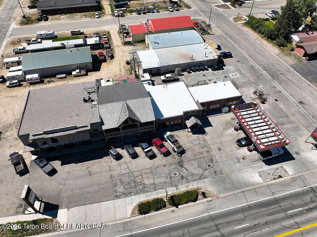 240 E PINE Street, Pinedale, WY 82941 photo 7