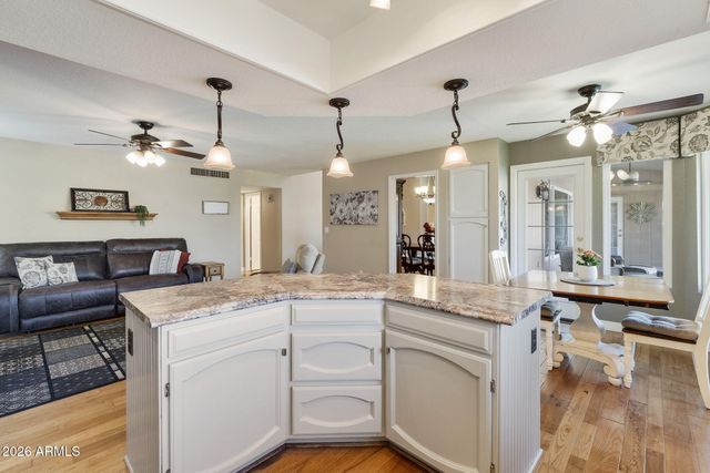 1922 E MYRNA Lane, Tempe, AZ 85284