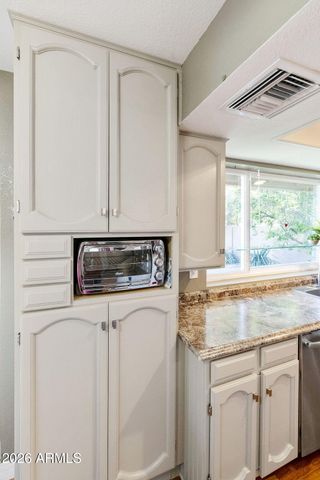 1922 E MYRNA Lane, Tempe, AZ 85284