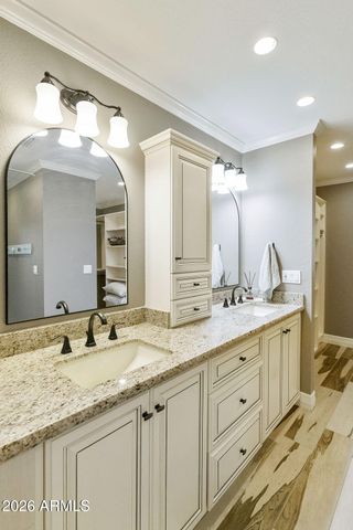 1922 E MYRNA Lane, Tempe, AZ 85284