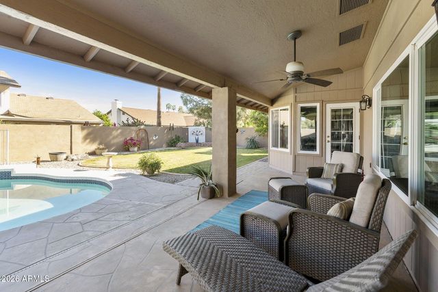 1922 E MYRNA Lane, Tempe, AZ 85284