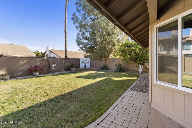 1922 E MYRNA Lane, Tempe, AZ 85284