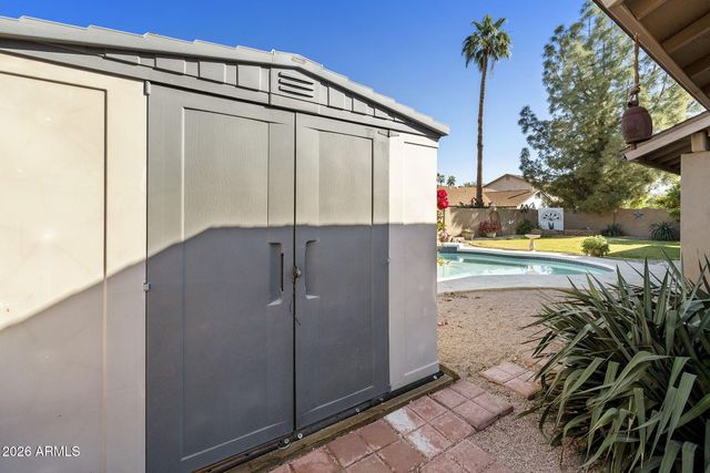 1922 E MYRNA Lane, Tempe, AZ 85284