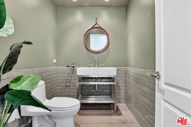 16718 Calle Arbolada, Pacific Palisades, CA 90272