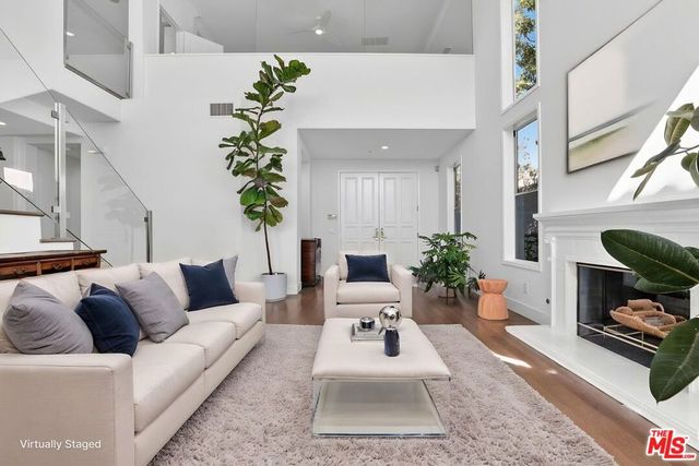 16718 Calle Arbolada, Pacific Palisades, CA 90272