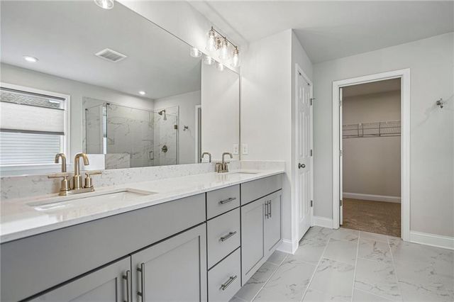 654 Grand Wehunt Drive, Hoschton, GA 30584