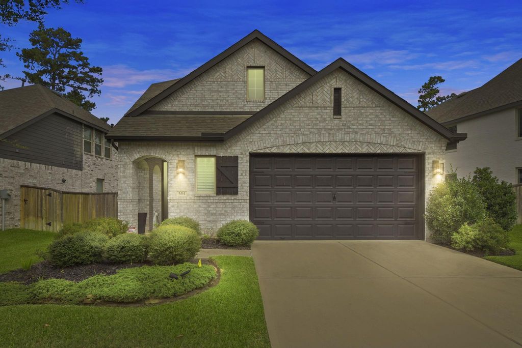554 Timber Voyage Court, Conroe, TX 77304