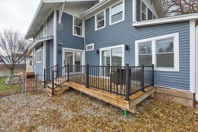 2203 High Street, Des Moines, IA 50312