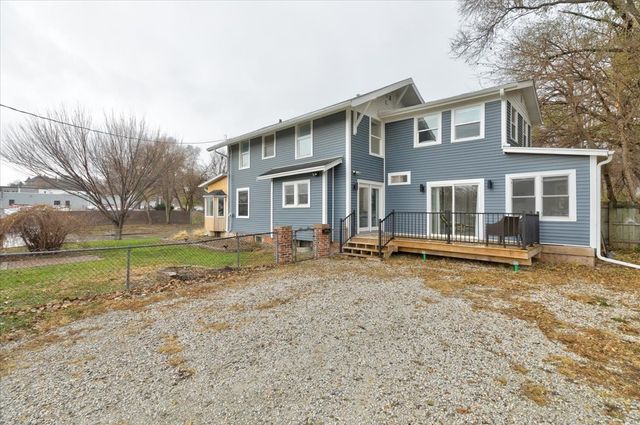 2203 High Street, Des Moines, IA 50312